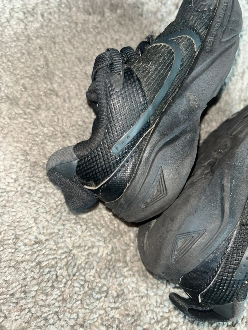 Nike Kids Black Athletic Sneakers Size 7 toddlers